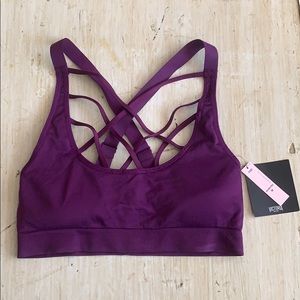 NWT VS Sport Sports Bra